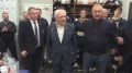 После матча команду поздравили губернатор Владислав Шапша и человек-легенда Калужской области Николай Алмазов