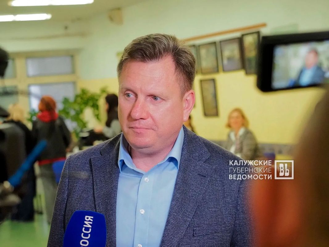 Председатель Заксобрания области Геннадий Новосельцев проголосовал в Калуге на выборах депутатов Госдумы