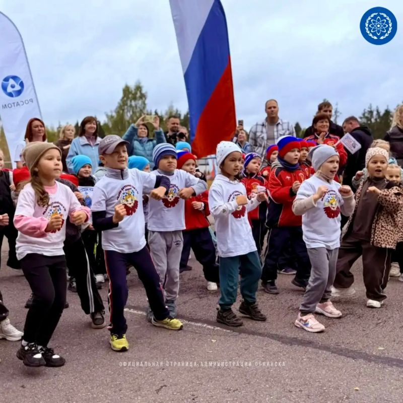 Самые маленькие спортсмены – на старте! Самые маленькие спортсмены – на старте!