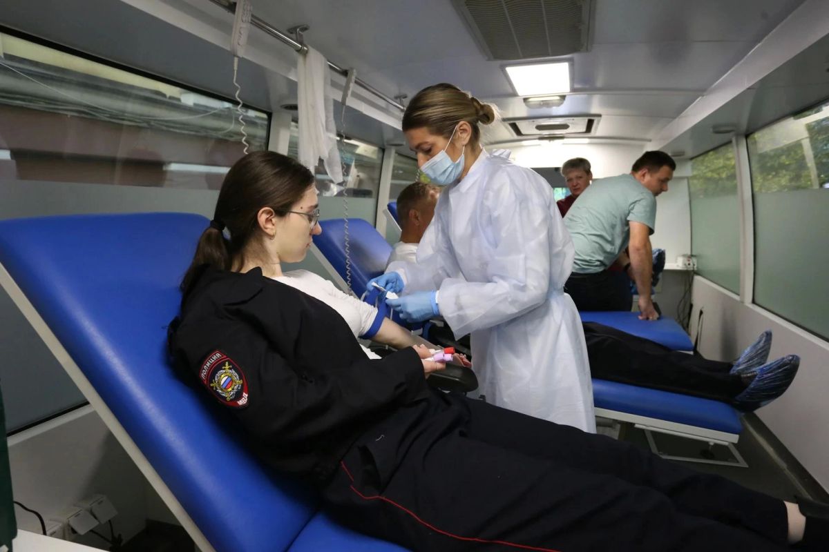В Калужской области прошла акция по сдаче крови, организованная региональным управлением внутренних дел совместно с областной станцией переливания крови В Калужской области прошла акция по сдаче крови, организованная региональным управлением внутренних дел совместно с областной станцией переливания крови