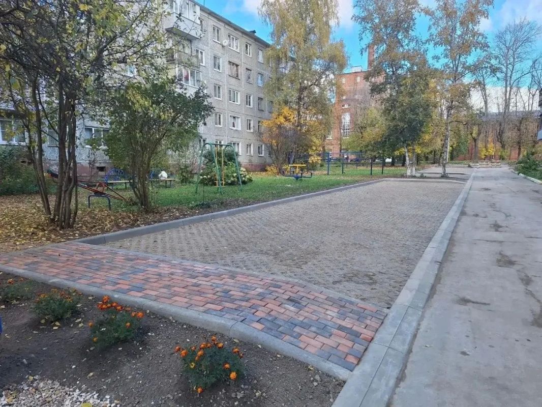 На Билибина д. 52 состоялась приёмка инициативного проекта На Билибина д. 52 состоялась приёмка инициативного проекта
