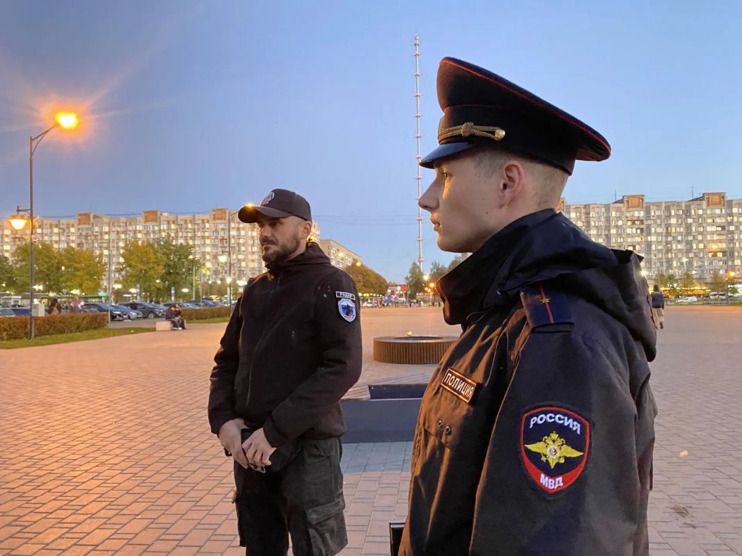 В Обнинске полицейские, общественники и ДНД провели профилактический рейд В Обнинске полицейские, общественники и ДНД провели профилактический рейд