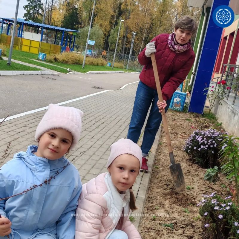 Субботники проводят даже малыши!
