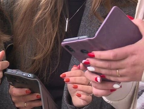 Калужане интересуются иммунизацией против гриппа по горячей линии