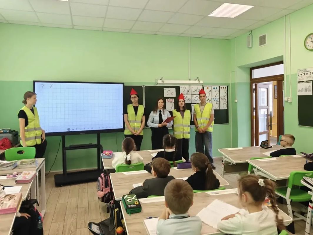 В рамках ОПМ «Ночной патруль» сотрудники ПДН провели профилактические мероприятия со школьниками