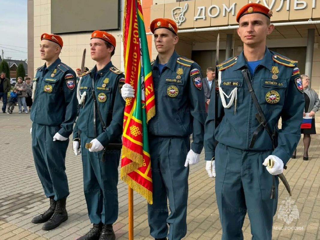 В Перемышльском техникуме эксплуатации транспорта приняли кадетскую присягу
