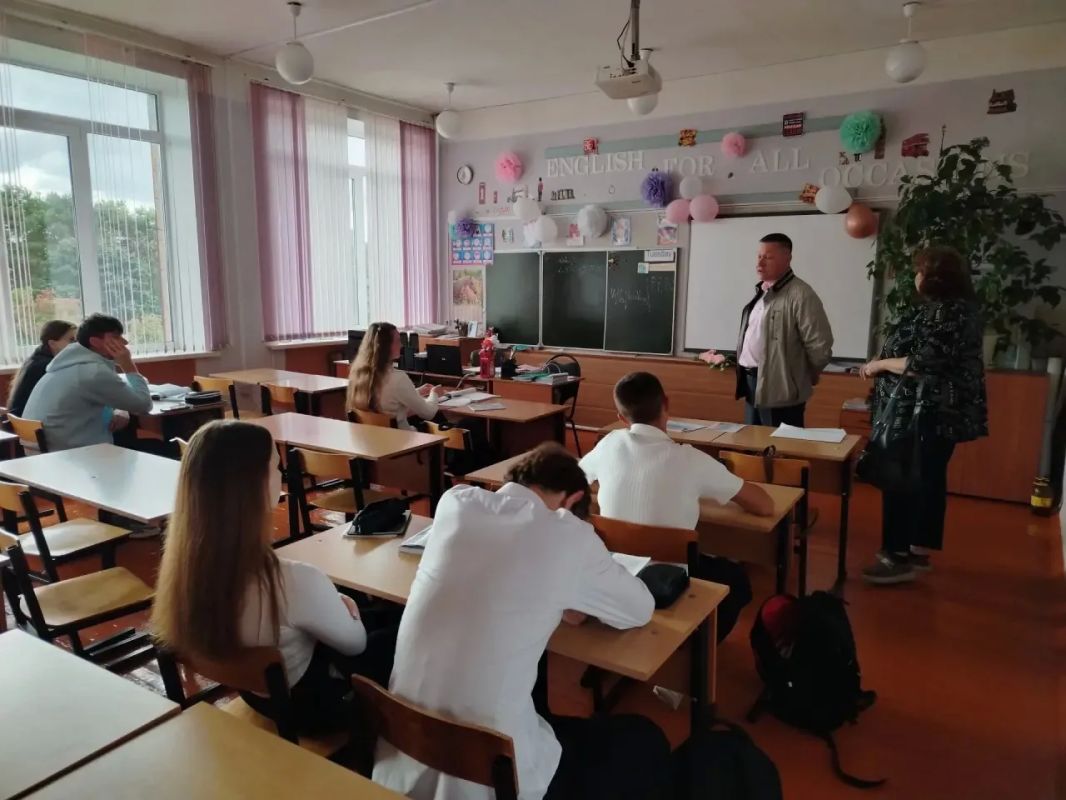 Старшеклассникам Перемышльского округа рассказали о поступлении в университет МВД России