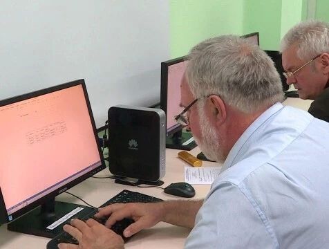 Пожилые калужане осваивают иностранные языки и компьютерную грамотность