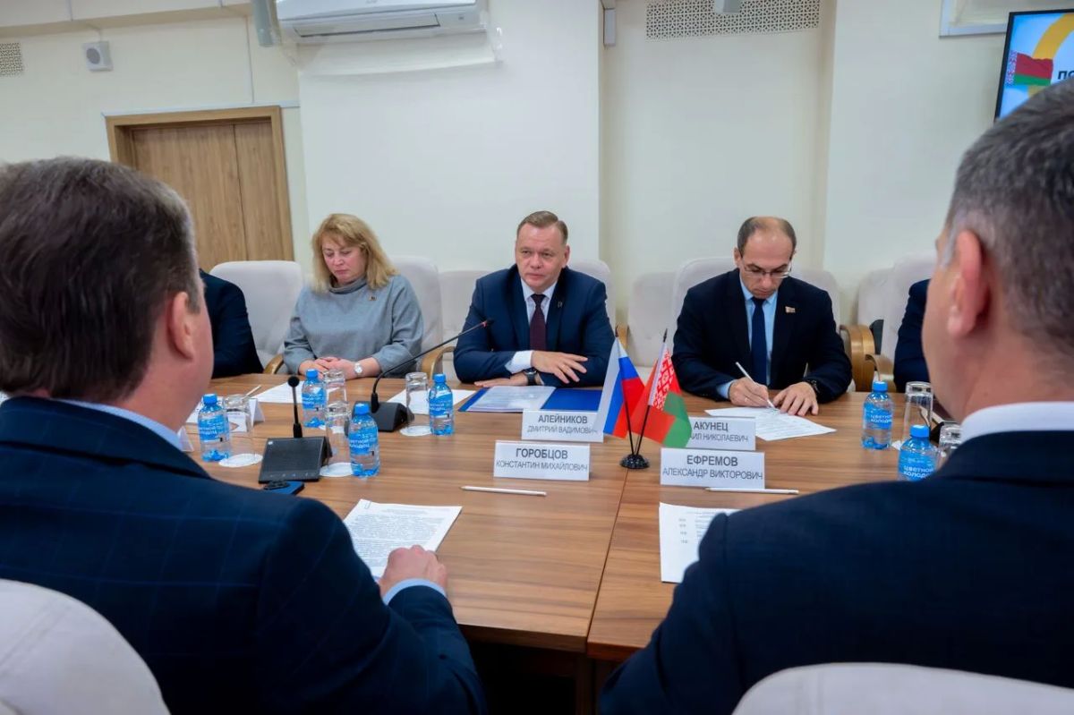 Владислав Шапша: Сегодня в Калужской области работает делегация из Республики Беларусь Владислав Шапша: Сегодня в Калужской области работает делегация из Республики Беларусь