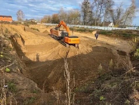 В Козельске приступили к разработке котлована для нового корпуса больницы
