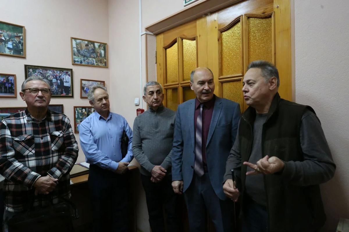 Ветераны прокуратуры посетили музей истории УМВД Ветераны прокуратуры посетили музей истории УМВД