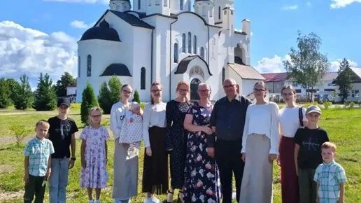 Многодетная мать из Медынского округа удостоена звания «Мать-героиня»