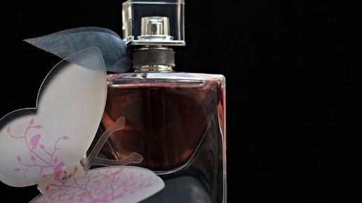 В Калуге 19-летняя девушка украла духи из сетевого магазина
