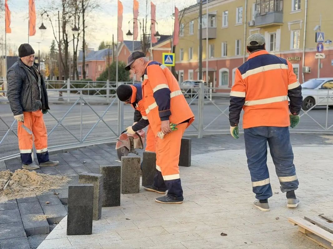 В Калуге продолжается обновление улицы Чичерина В Калуге продолжается обновление улицы Чичерина